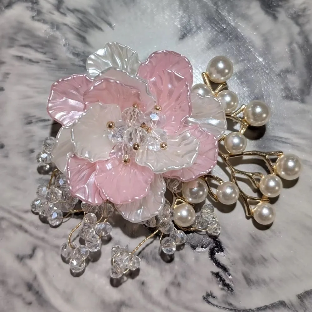 Elegant White Floral Pearl Brooch